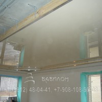 Монтаж двухуровневых натяжных потолков в Омске